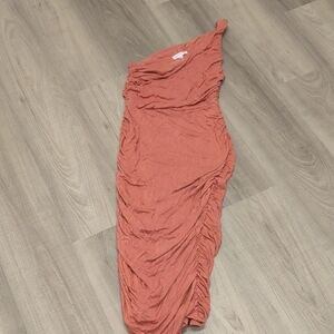 Socialite One-Shoulder Rust Dress